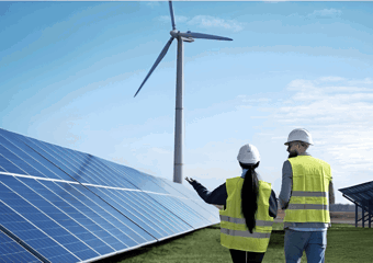 aerogenerador y paneles solares