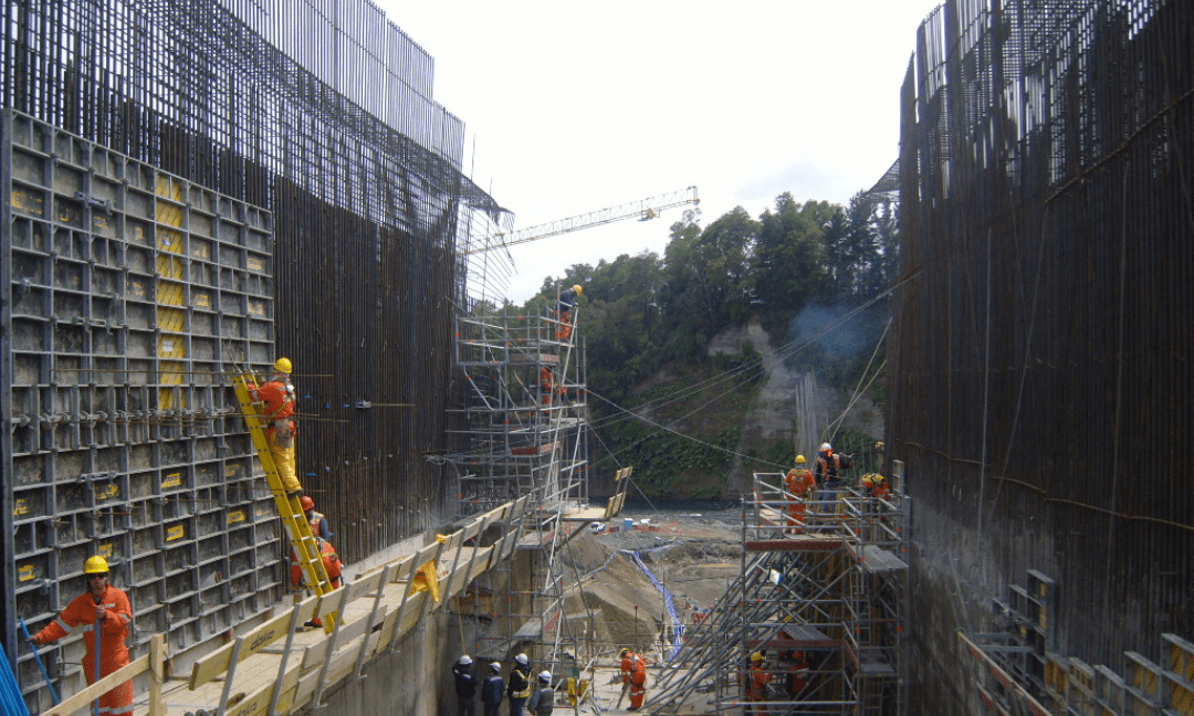obra gruesa de rucatayo