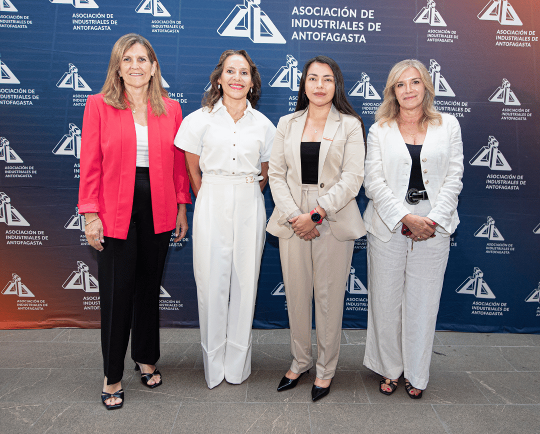 María Teresa González en Mujer y Minería