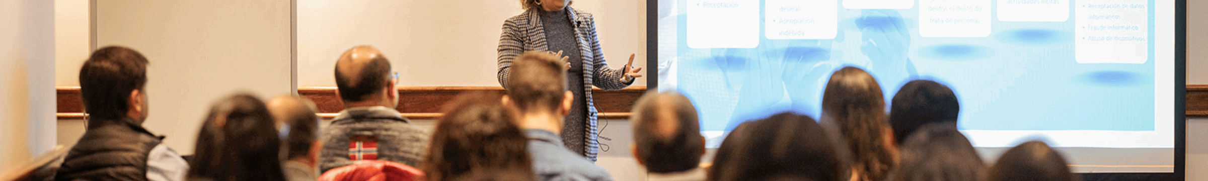 Charla de María Jaraquemada en evento capacitación compliance