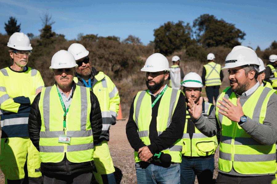 Personal del Seremi, visita en terreno
